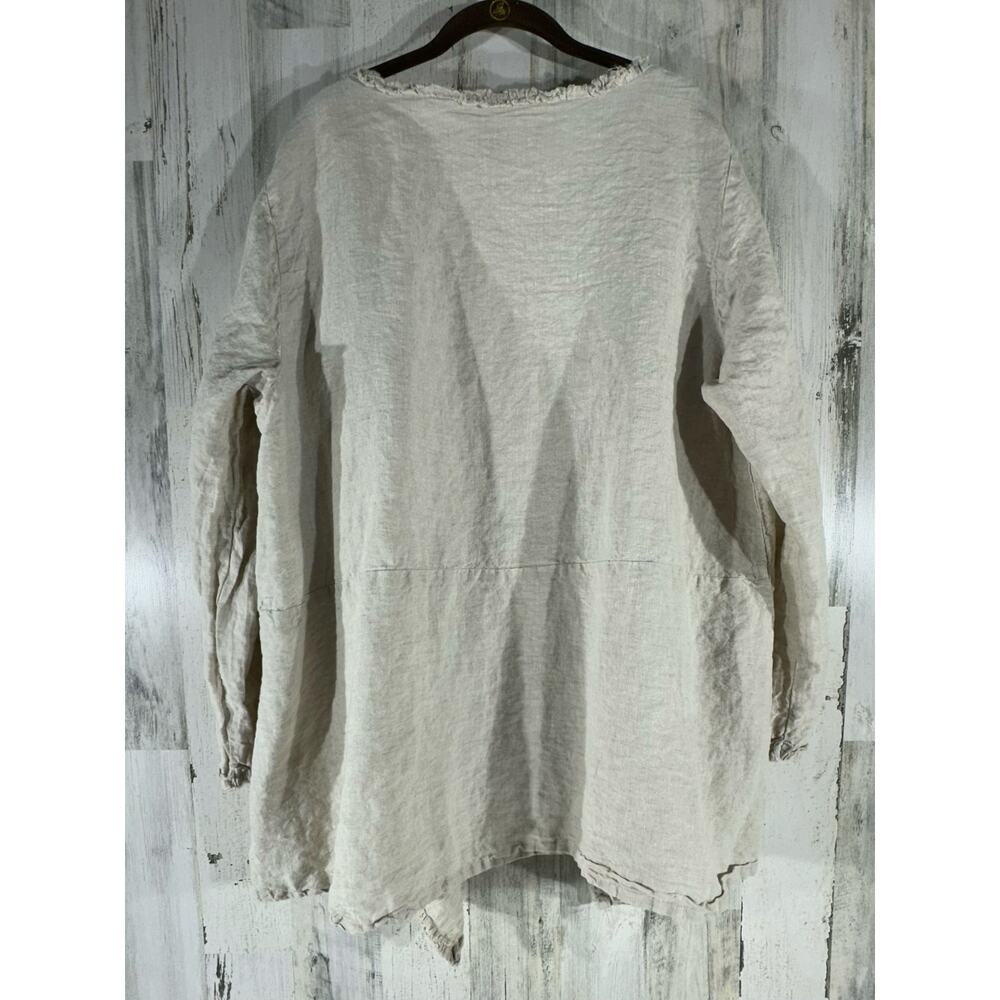 Match Point Tan Linen Jacket - Picture 2 of 10